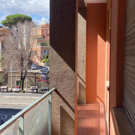 רומא Trastevere For You... 3 Bedrooms Apartment מראה חיצוני תמונה