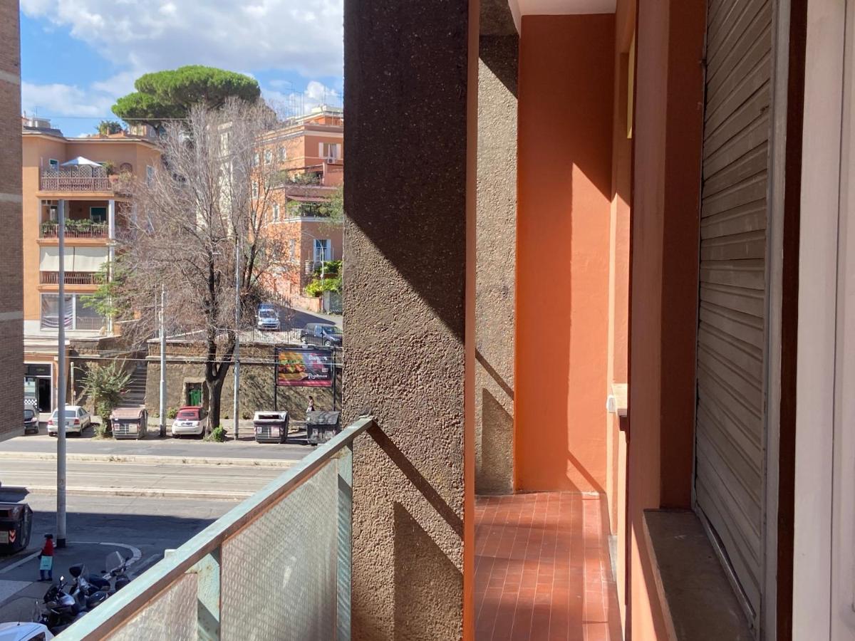 רומא Trastevere For You... 3 Bedrooms Apartment מראה חיצוני תמונה